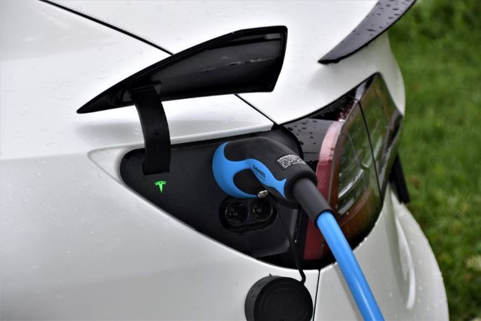 Benefits of switching your fleet to Electric Vehicles